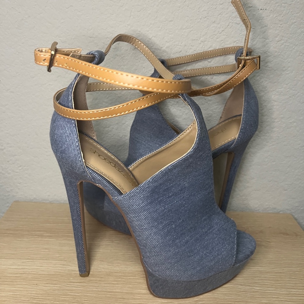 Shoe Dazzle Blue Denim Slingback Sandals